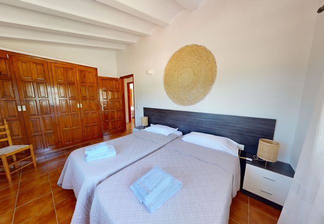 Casa rural en Ampolla - Los Olivos Casa rural en Ampolla - Los Olivos