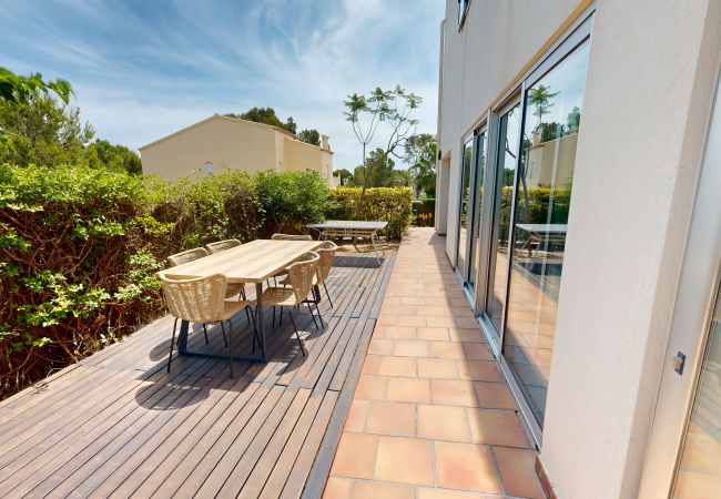 Villa en Ampolla - Villa Gaudi Villa en Ampolla - Villa Gaudi