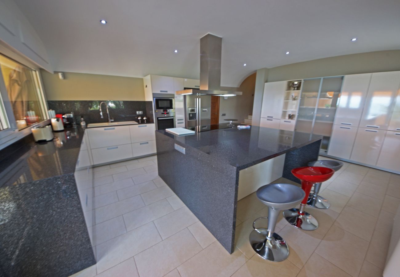 Villa en Ampolla - Cui Bono Villa en Ampolla - Cui Bono