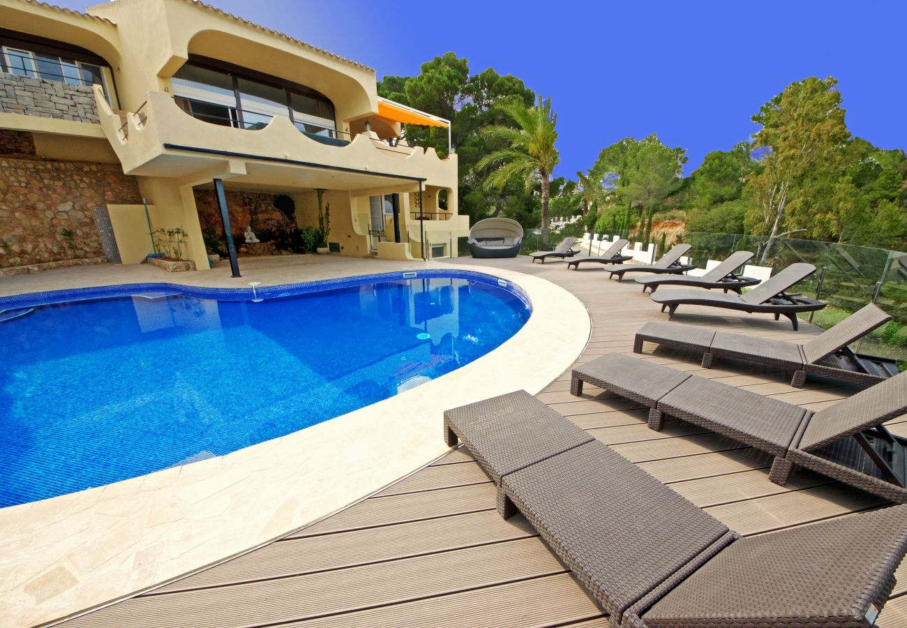 Villa en Ampolla - Cui Bono Villa en Ampolla - Cui Bono