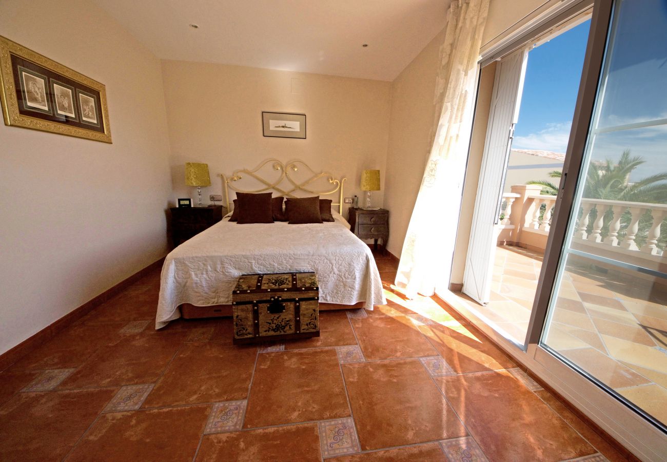 Villa en Ampolla - Villa Faro Villa en Ampolla - Villa Faro