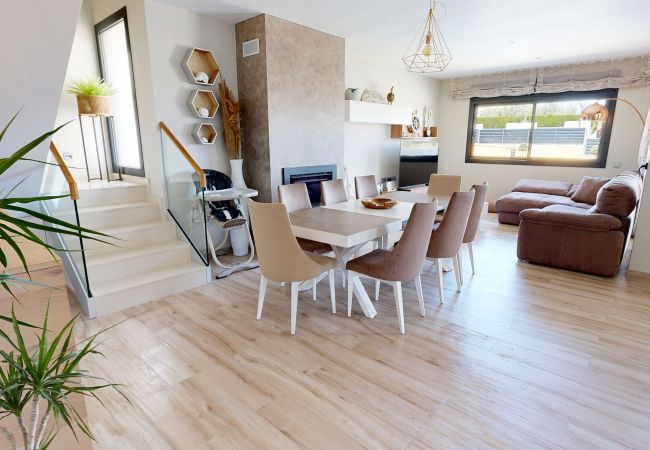 Villa en Ampolla - Villa Santa Llucia Villa en Ampolla - Villa Santa Llucia