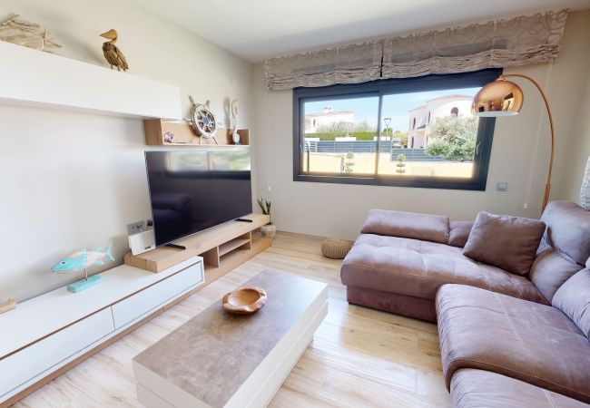 Villa en Ampolla - Villa Santa Llucia Villa en Ampolla - Villa Santa Llucia