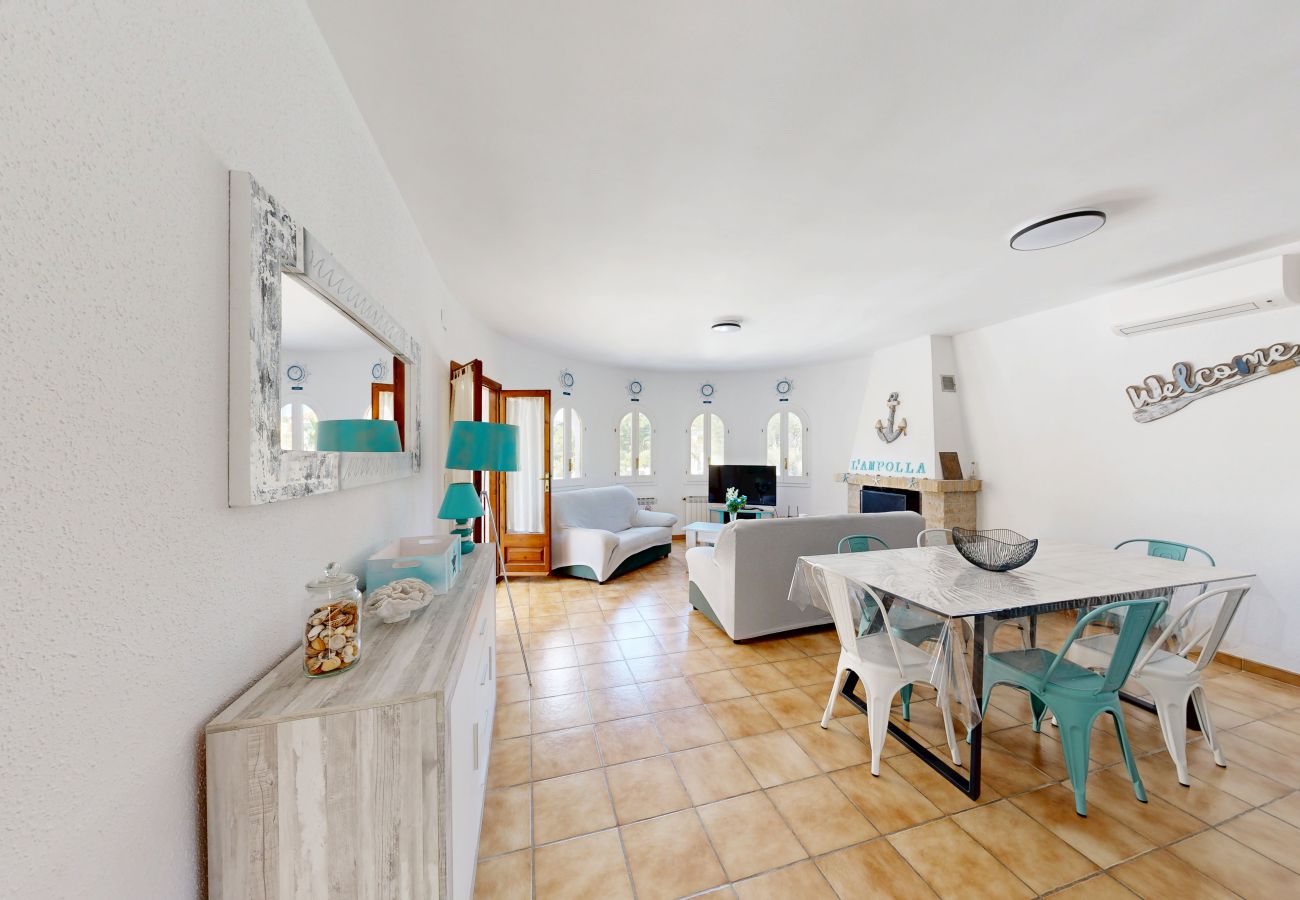 Villa en Ampolla - Villa Cristopol Villa en Ampolla - Villa Cristopol