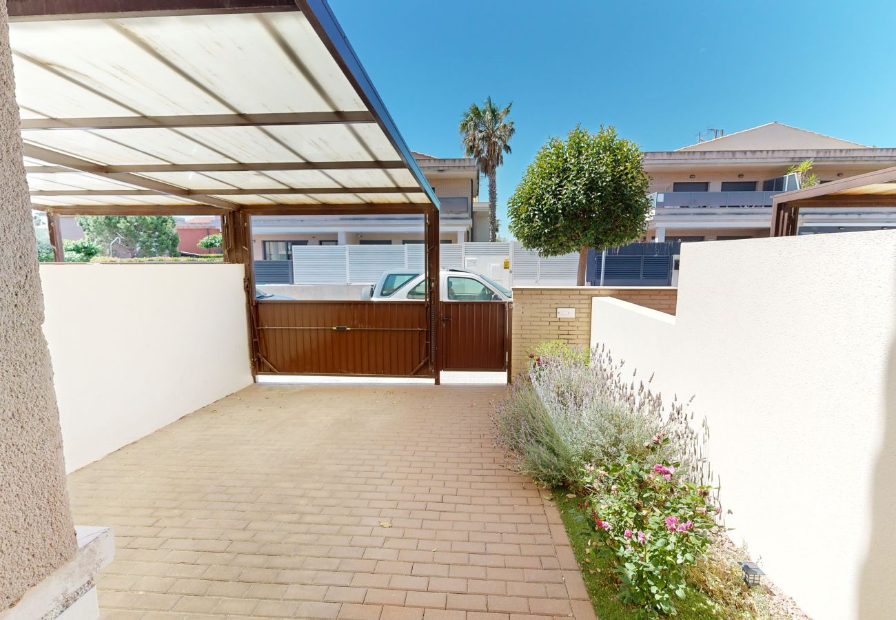 Casa adosada en Ampolla - Casa Tranquilo Casa adosada en Ampolla - Casa Tranquilo