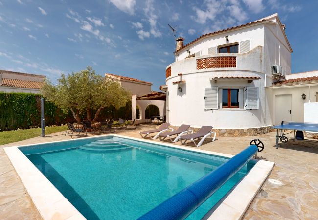 Villa en Ampolla - Villa La Cabrera