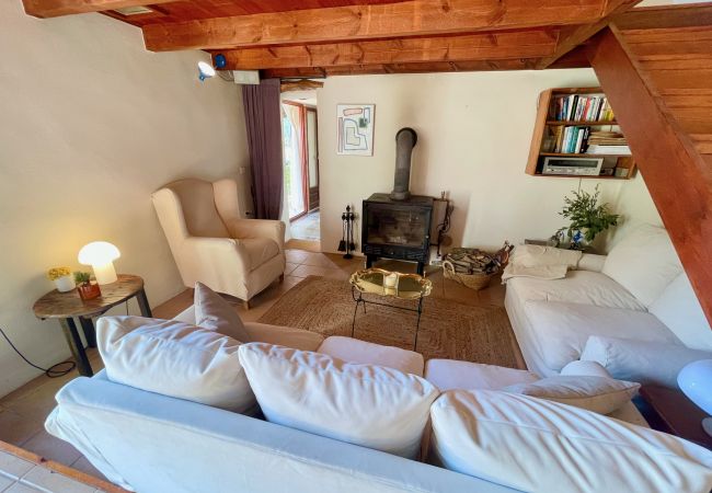 Casa rural en Tortosa - Casa Ecológica El Ginjol Casa rural en Tortosa - Casa Ecológica El Ginjol