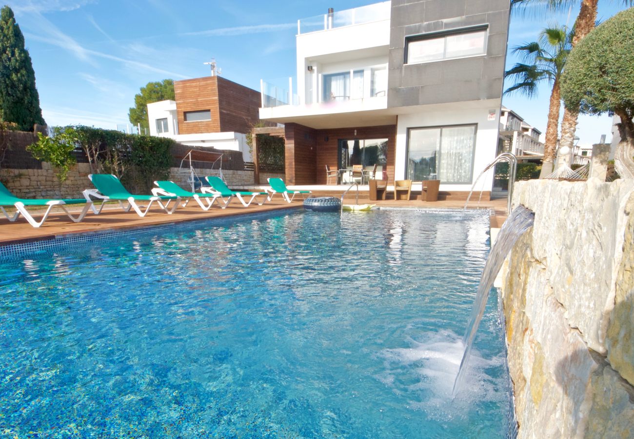 Villa en El Perelló - Villa Elena Villa en El Perelló - Villa Elena