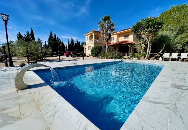 Villa en Ampolla - Finca Abella