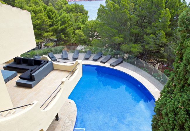 Villa à Ampolla - Cui Bono Villa à Ampolla - Cui Bono