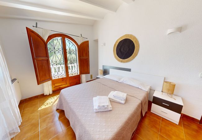 Cottage in Ampolla - Los Olivos Cottage in Ampolla - Los Olivos