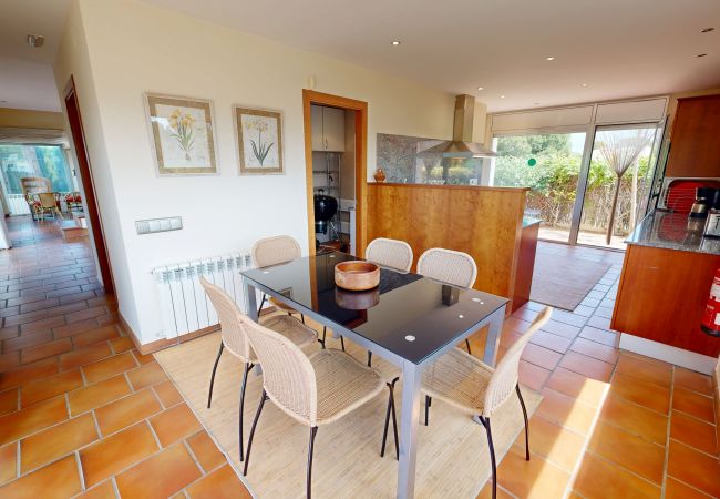 Villa in Ampolla - Villa Gaudi Villa in Ampolla - Villa Gaudi