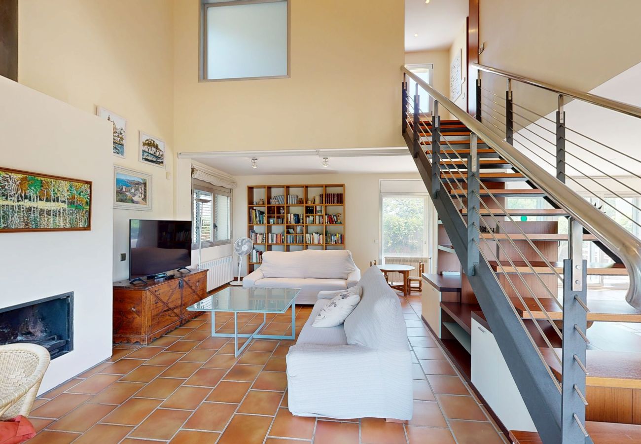 Villa in Ampolla - Villa Gaudi Villa in Ampolla - Villa Gaudi