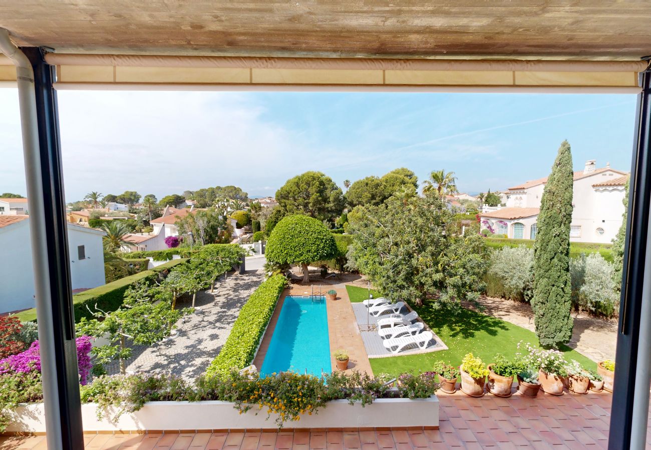 Villa in Ampolla - Villa Gaudi Villa in Ampolla - Villa Gaudi