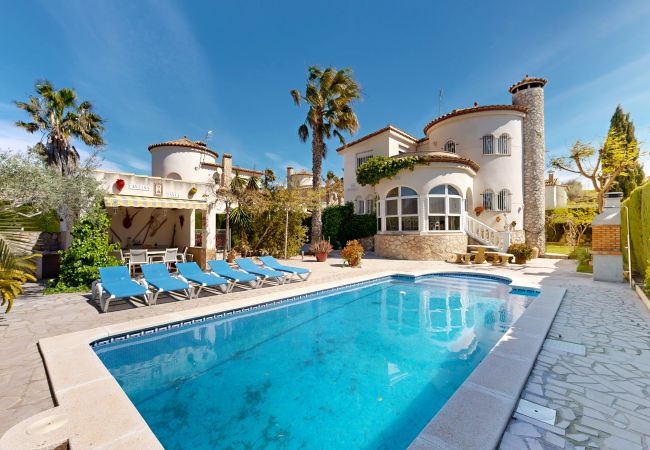 Villa in El Perelló - Villa Naili