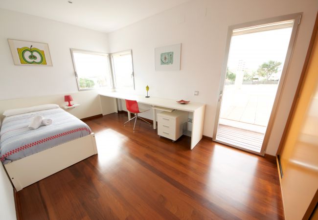 Villa in Ampolla - Villa Marina Villa in Ampolla - Villa Marina