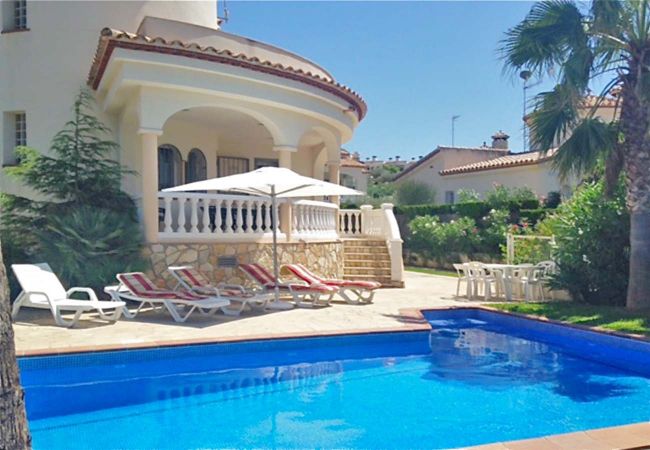Villa in Ampolla - Villa Paula Villa in Ampolla - Villa Paula