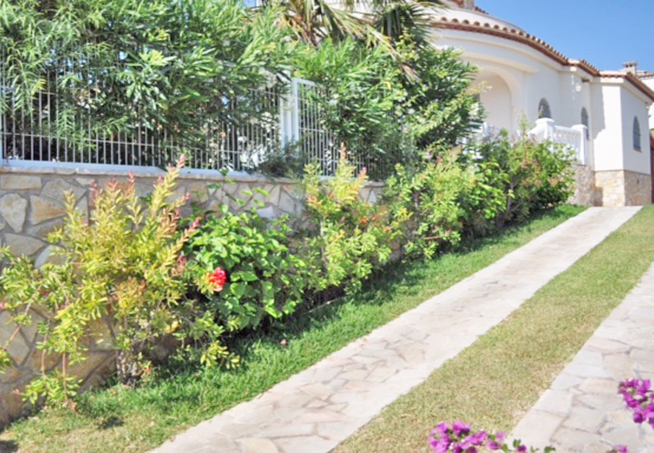 Villa in Ampolla - Villa Paula Villa in Ampolla - Villa Paula