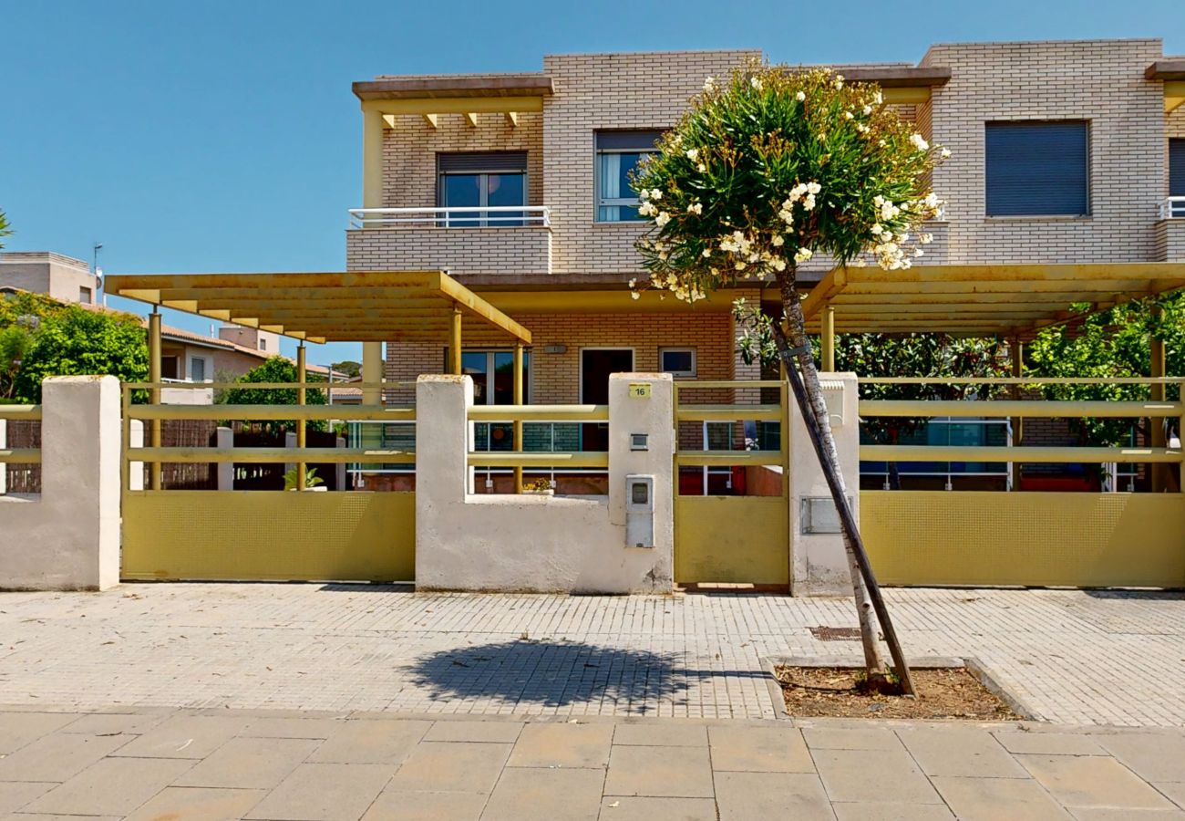 House in Ampolla - Casa Joana House in Ampolla - Casa Joana