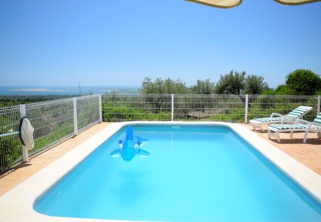 Cottage in Ampolla - The Little Castle Cottage in Ampolla - The Little Castle