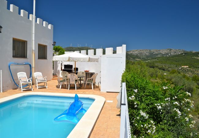 Cottage in Ampolla - The Little Castle Cottage in Ampolla - The Little Castle