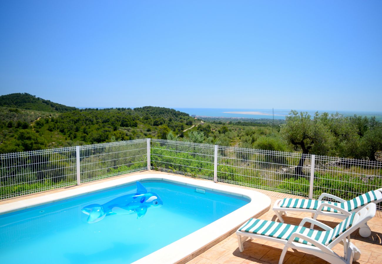 Villa in Ampolla - The Little Castle Villa in Ampolla - The Little Castle