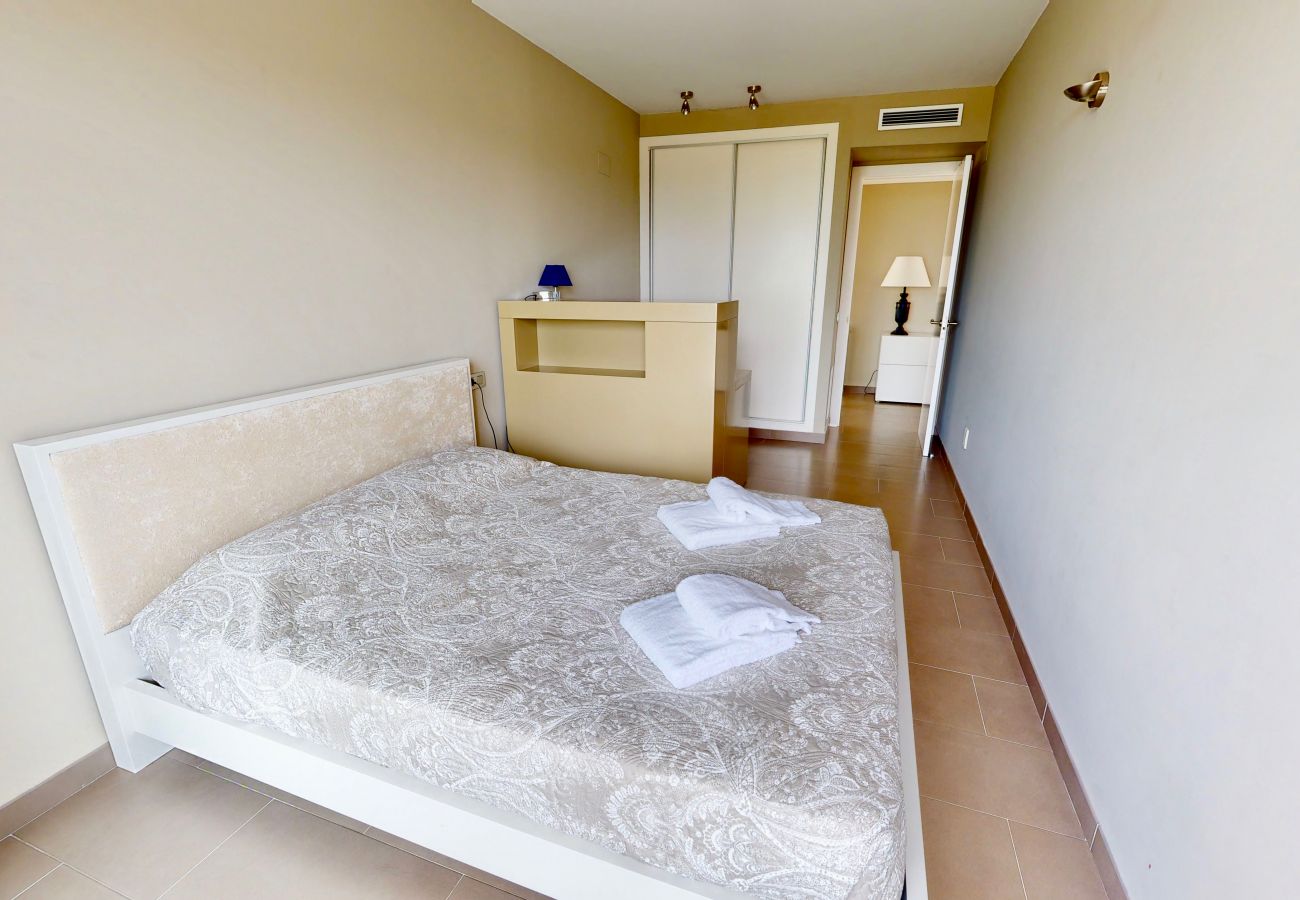 Luxury Villa Costa Dorada Villa in El Perelló - Nirvana