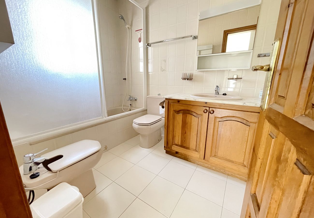 Villa in Ampolla - Villa La Cabrera Villa in Ampolla - Villa La Cabrera