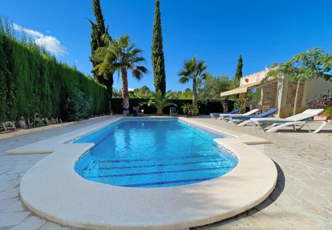 Вилла на El Perelló - Villa Naili Вилла на El Perelló - Villa Naili
