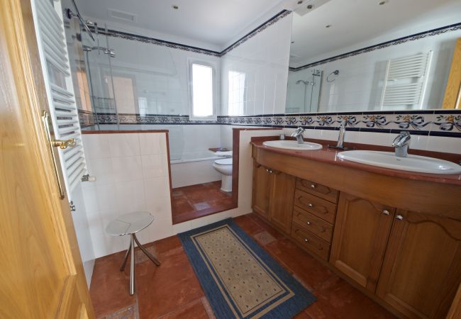 Вилла на Ampolla - Villa Faro Вилла на Ampolla - Villa Faro