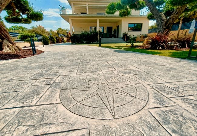 Вилла на Ampolla - Villa Santa Llucia Вилла на Ampolla - Villa Santa Llucia