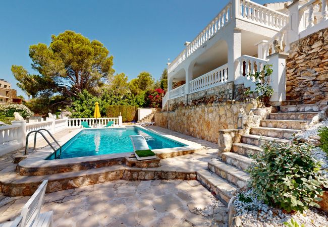Вилла на Ampolla - Villa Cristopol Вилла на Ampolla - Villa Cristopol