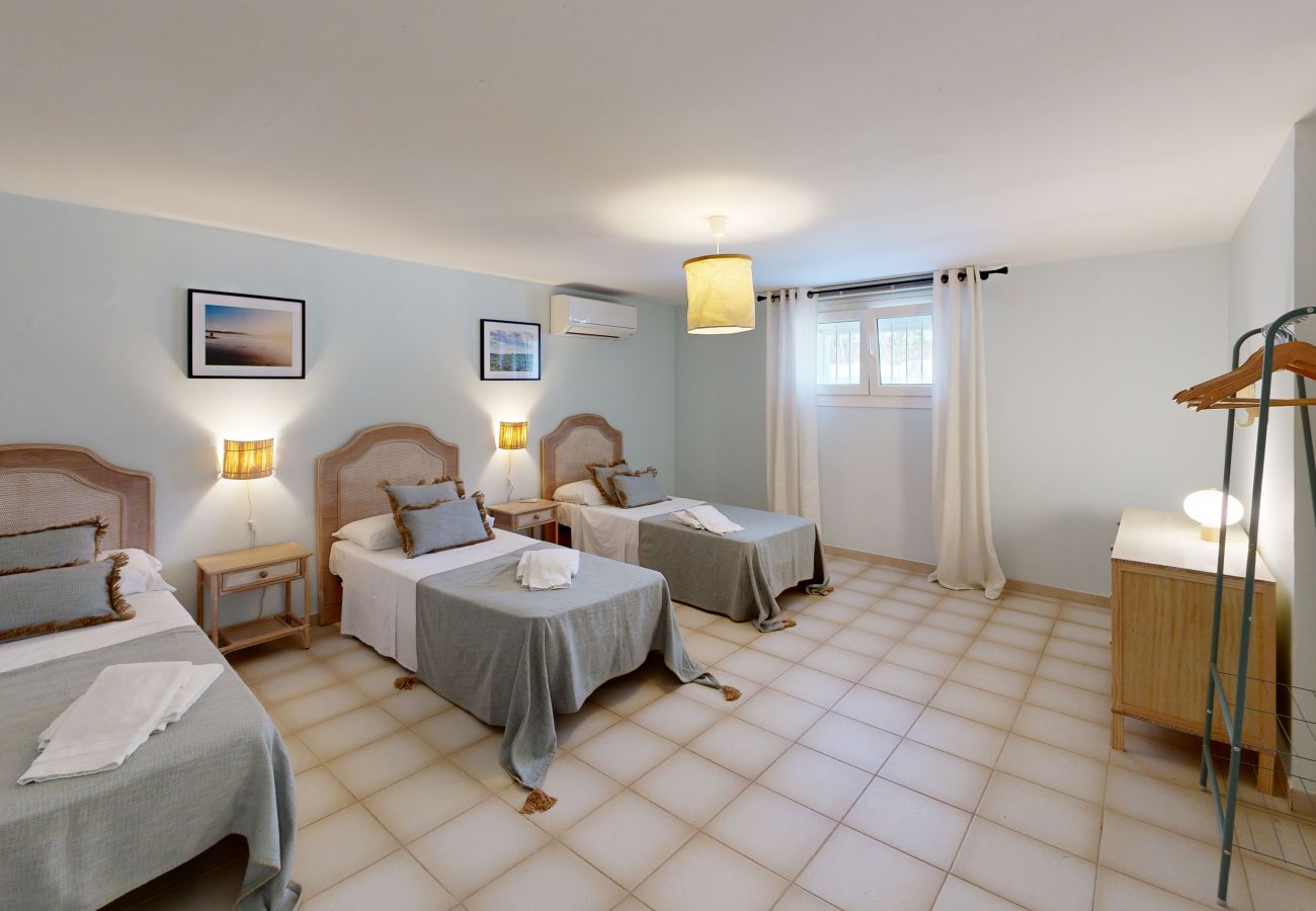 Вилла на Аметля де Мар / Ametlla de Mar - Villa Marina Вилла на Аметля де Мар / Ametlla de Mar - Villa Marina