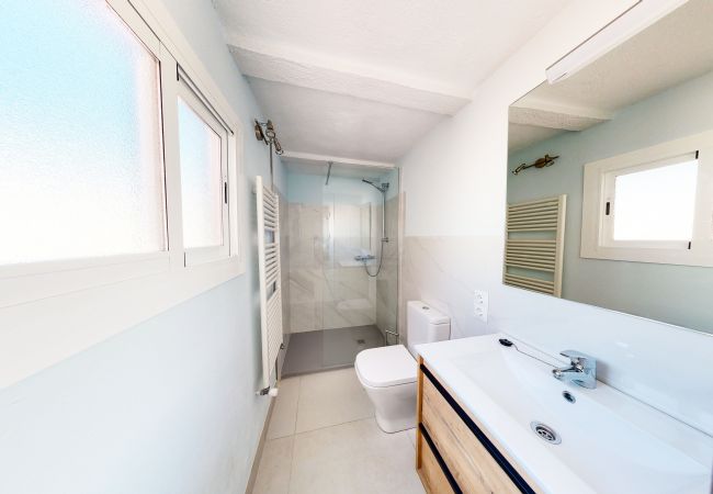 Коттедж на Ampolla - Finca Elenora Коттедж на Ampolla - Finca Elenora