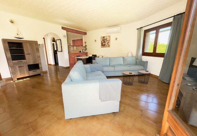 Вилла на Ampolla - Villa La Cabrera Вилла на Ampolla - Villa La Cabrera