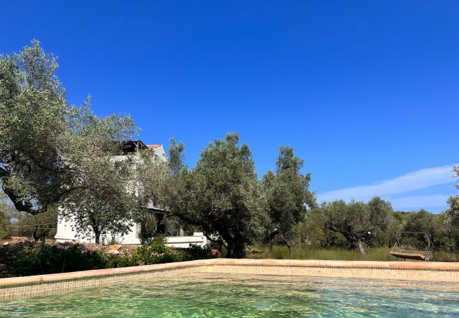 Коттедж на Tortosa - Casa Ecológica El Ginjol Коттедж на Tortosa - Casa Ecológica El Ginjol