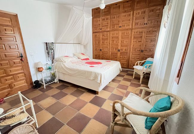 Особняк на El Perelló - Finca Aguila Особняк на El Perelló - Finca Aguila