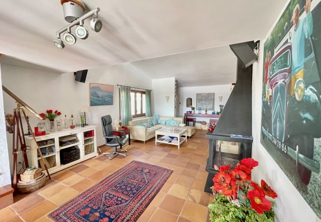 Особняк на El Perelló - Finca Aguila Особняк на El Perelló - Finca Aguila