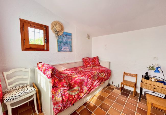 Особняк на El Perelló - Finca Aguila Особняк на El Perelló - Finca Aguila