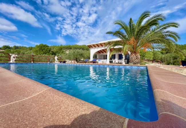 Особняк на El Perelló - Finca Aguila Особняк на El Perelló - Finca Aguila