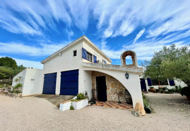 Особняк на El Perelló - Finca Aguila Особняк на El Perelló - Finca Aguila