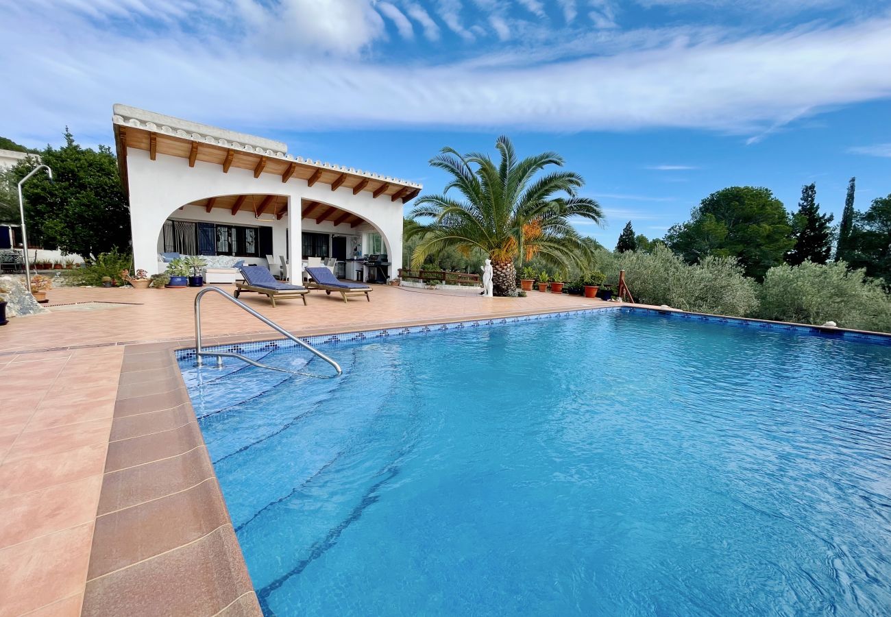 Особняк на El Perelló - Finca Aguila Особняк на El Perelló - Finca Aguila