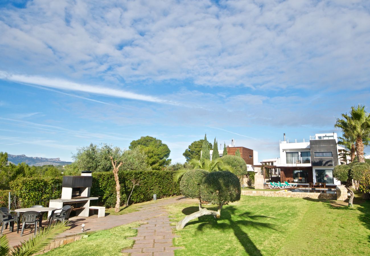 Вилла на El Perelló - Villa Elena Вилла на El Perelló - Villa Elena