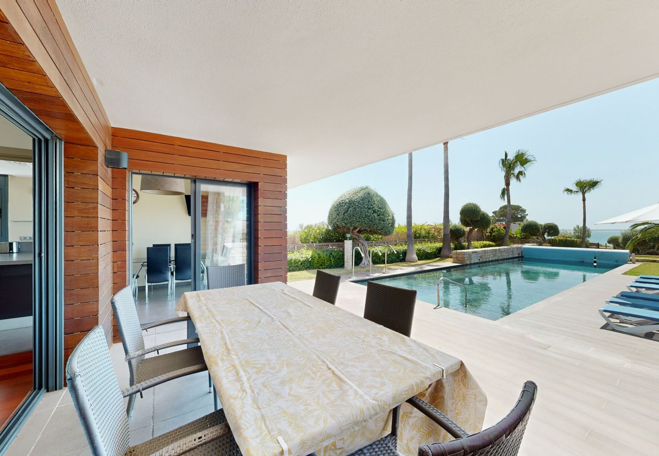 Вилла на El Perelló - Villa Elena Вилла на El Perelló - Villa Elena