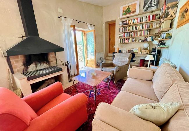 Особняк на Tortosa - Finca del Escritor Особняк на Tortosa - Finca del Escritor