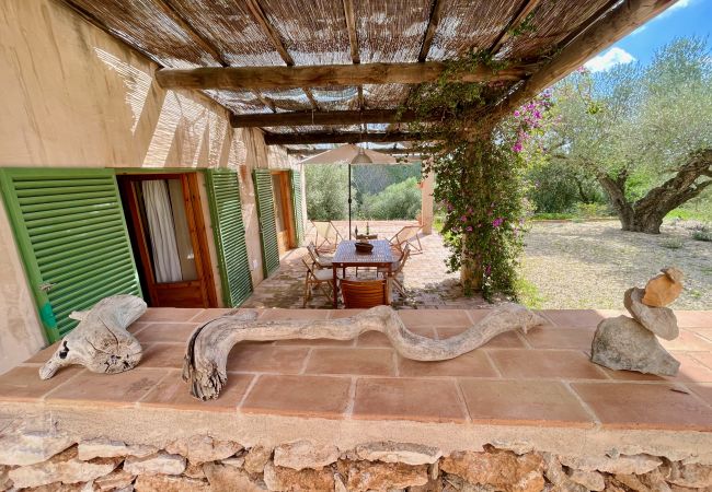 Особняк на Tortosa - Finca del Escritor Особняк на Tortosa - Finca del Escritor