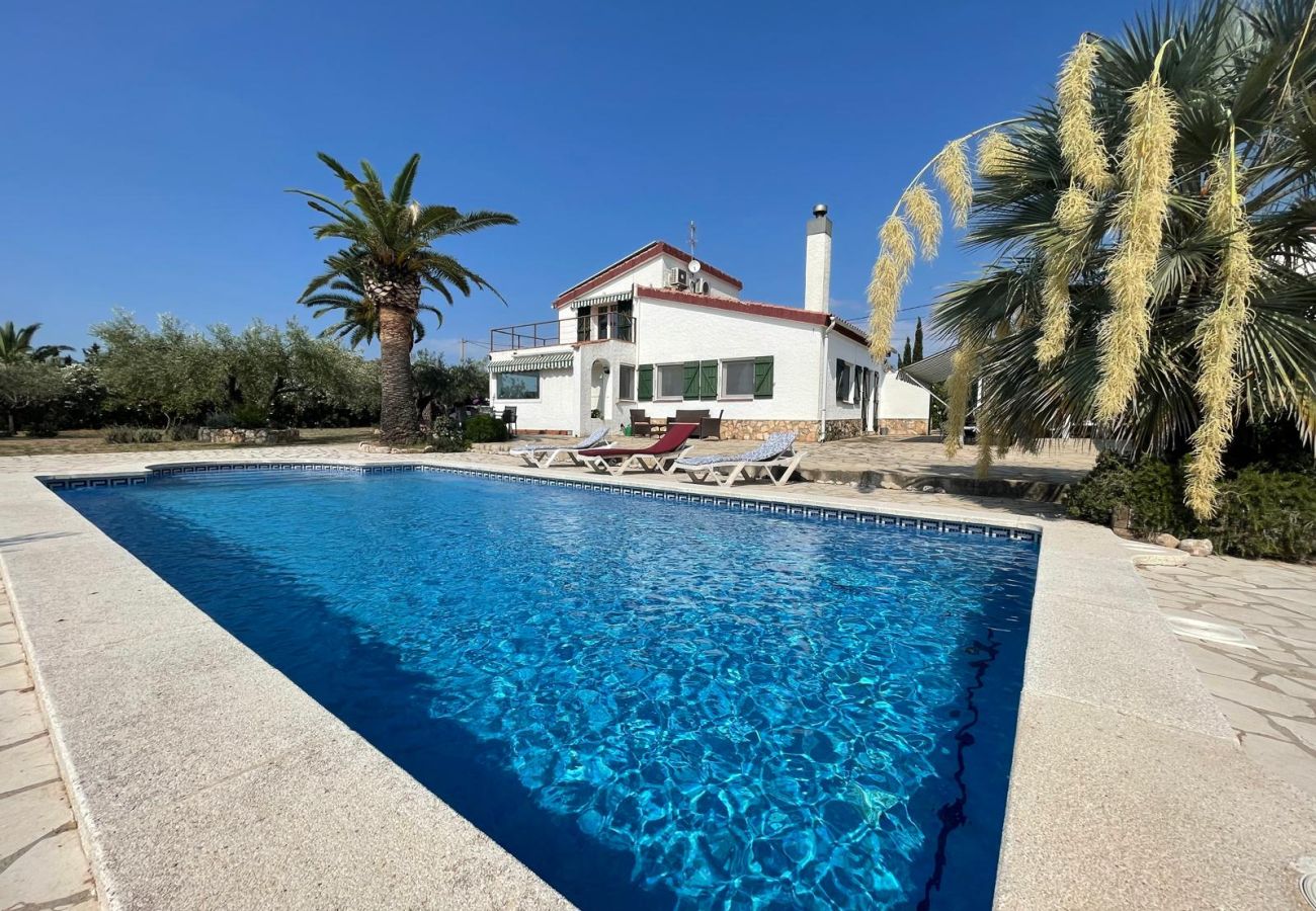 Особняк на Ampolla - Villa Joana Особняк на Ampolla - Villa Joana