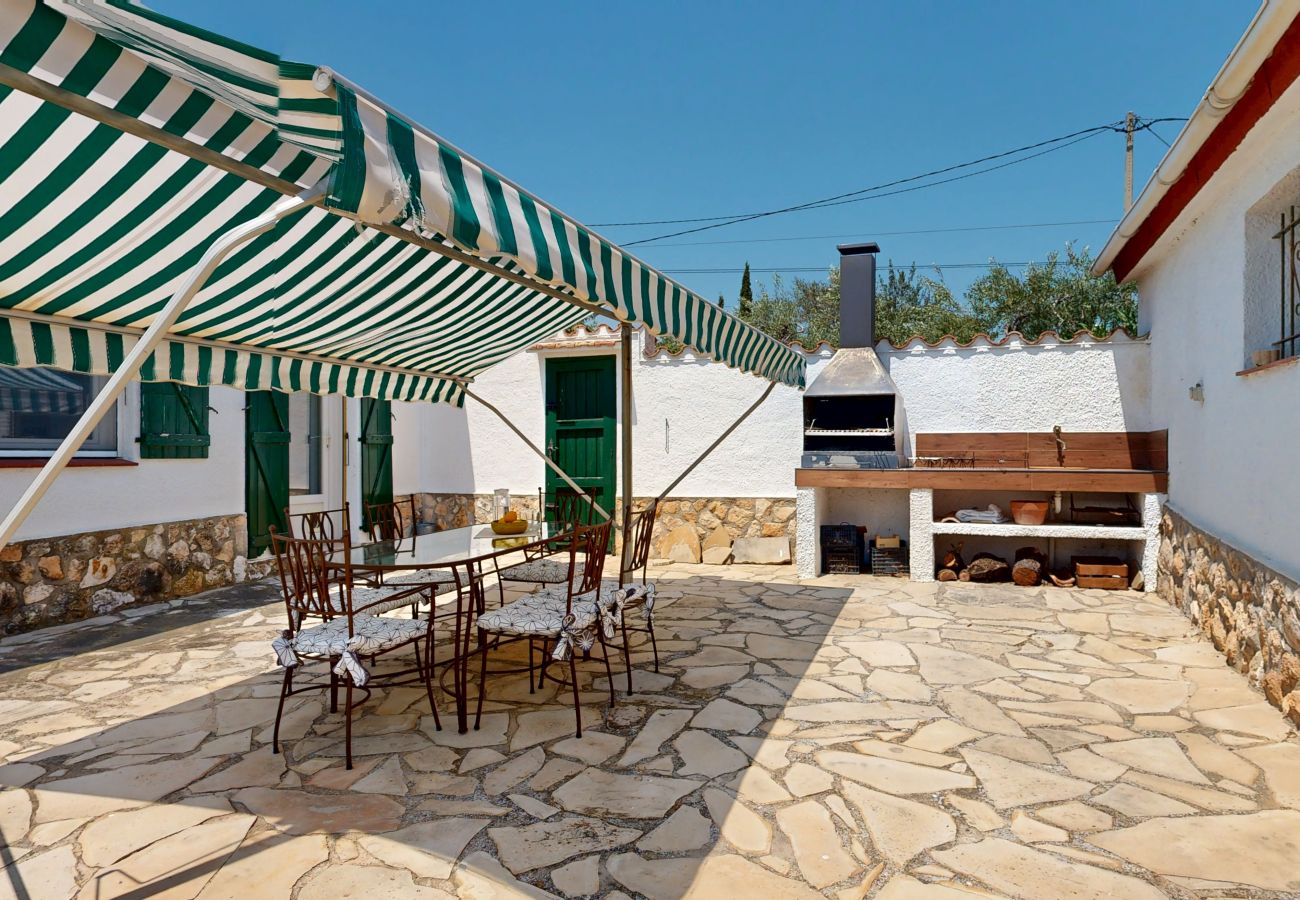 Особняк на Ampolla - Villa Joana Особняк на Ampolla - Villa Joana