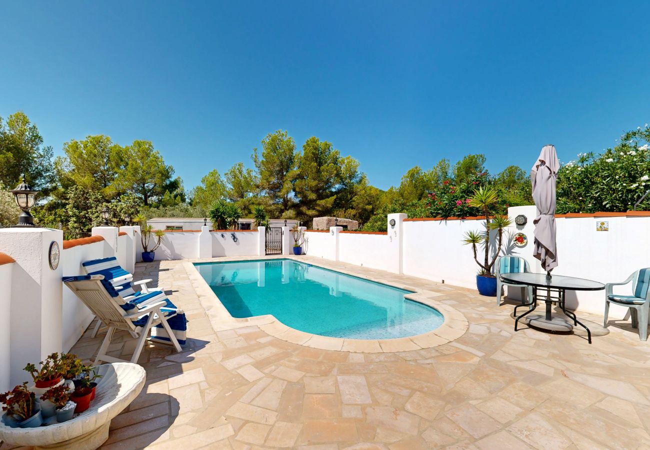 Особняк на El Perelló - Casa Bambily Особняк на El Perelló - Casa Bambily