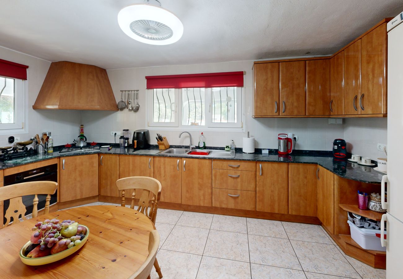 Особняк на El Perelló - Casa Bambily Особняк на El Perelló - Casa Bambily